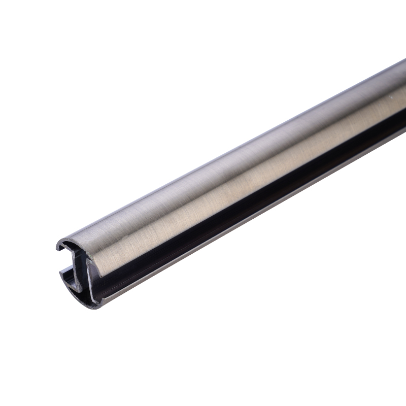 ধাতব পর্দা রেল