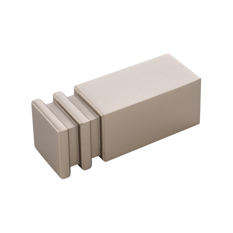 কার্টেন স্কোয়ার কলাম ফাইনাল