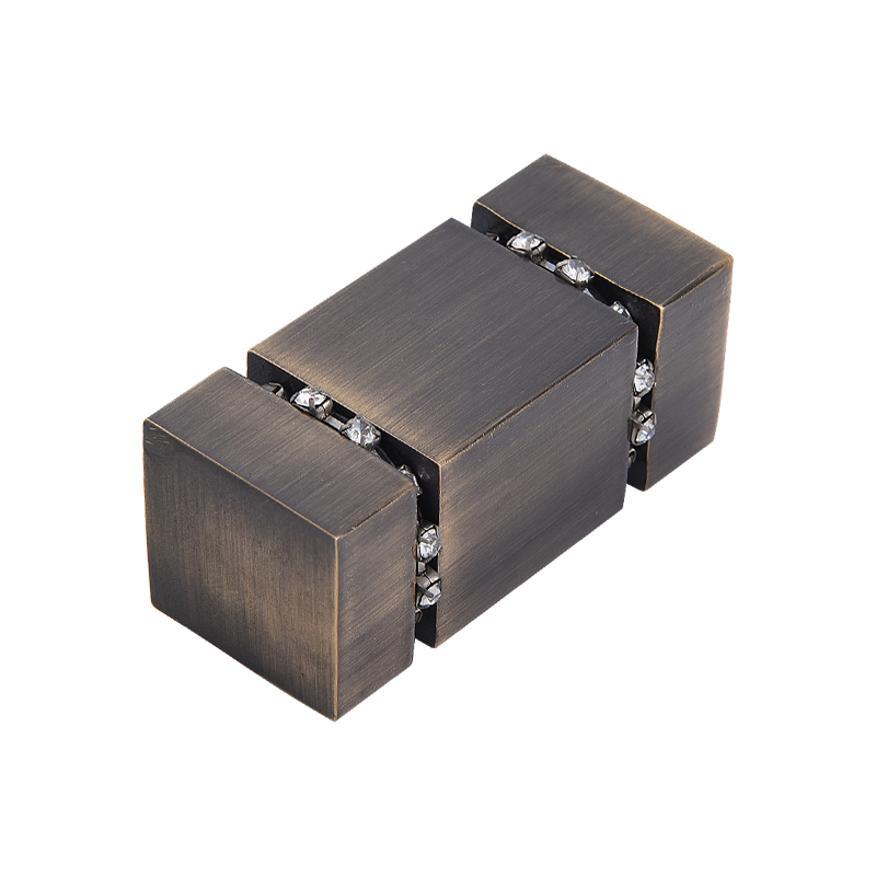 কার্টেন স্কোয়ার কলাম ফাইনাল